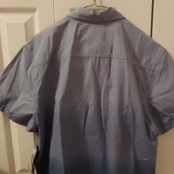 NWT Iron Company Two Toned Color Button Down Shirt - Picture 6 of 8